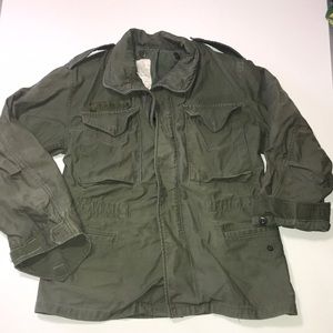 Vintage Army Coat Green Small Short Good pre owned vintage condition